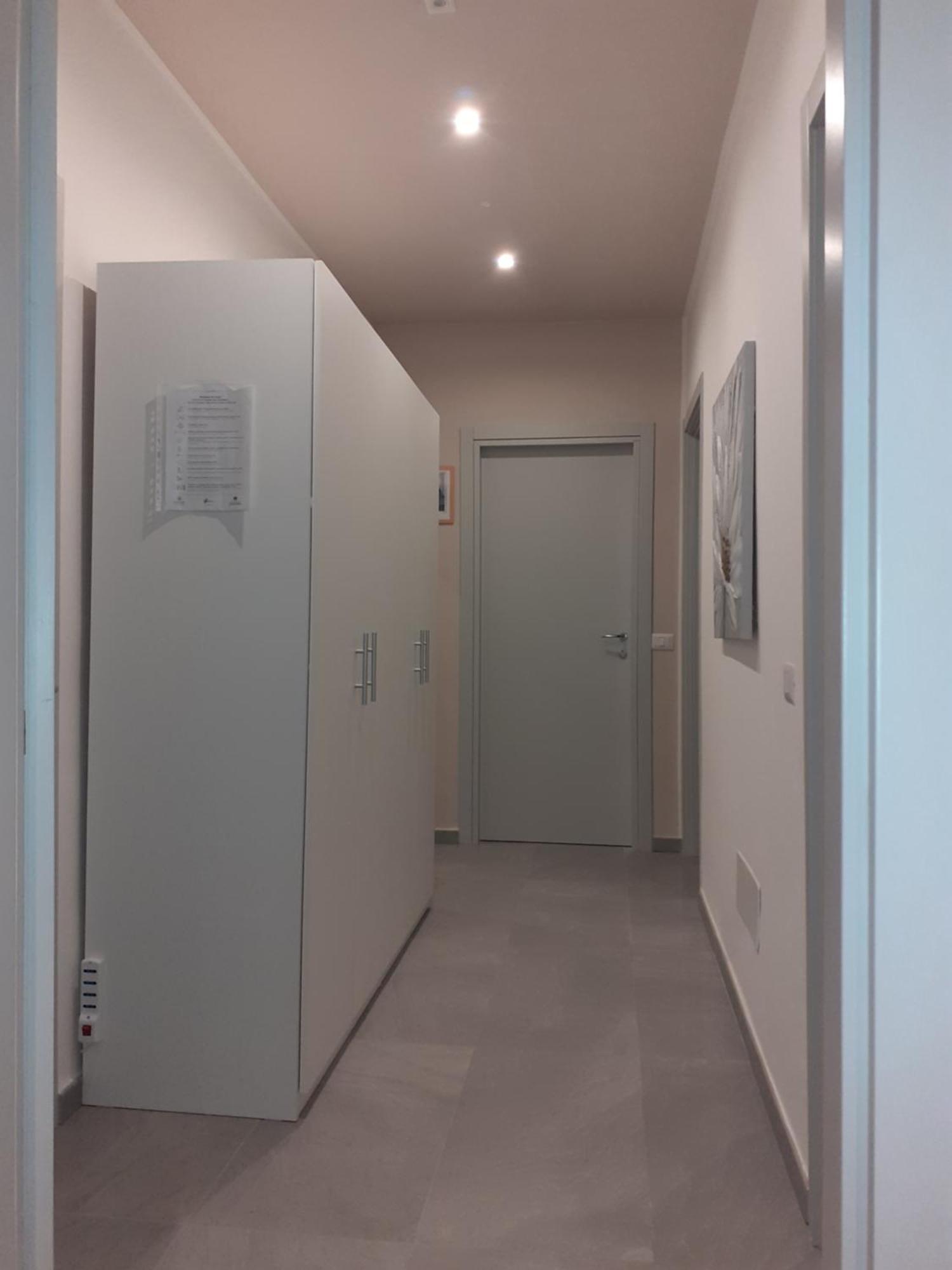 Royal Room & Breakfast Modena Exterior photo